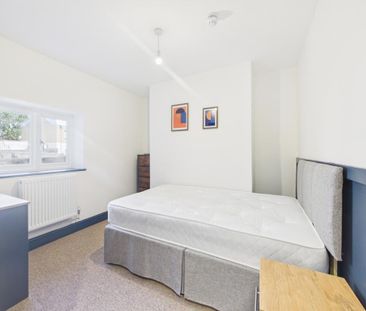 1 bedroom house of multiple occupation to rent - Photo 2