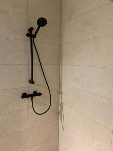 Volledig gerenoveerd 2slpk. app.! - Photo 4