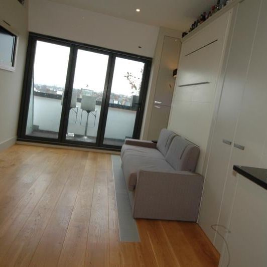 Studio Flat, Rush Hill Road, SW11 - Photo 1