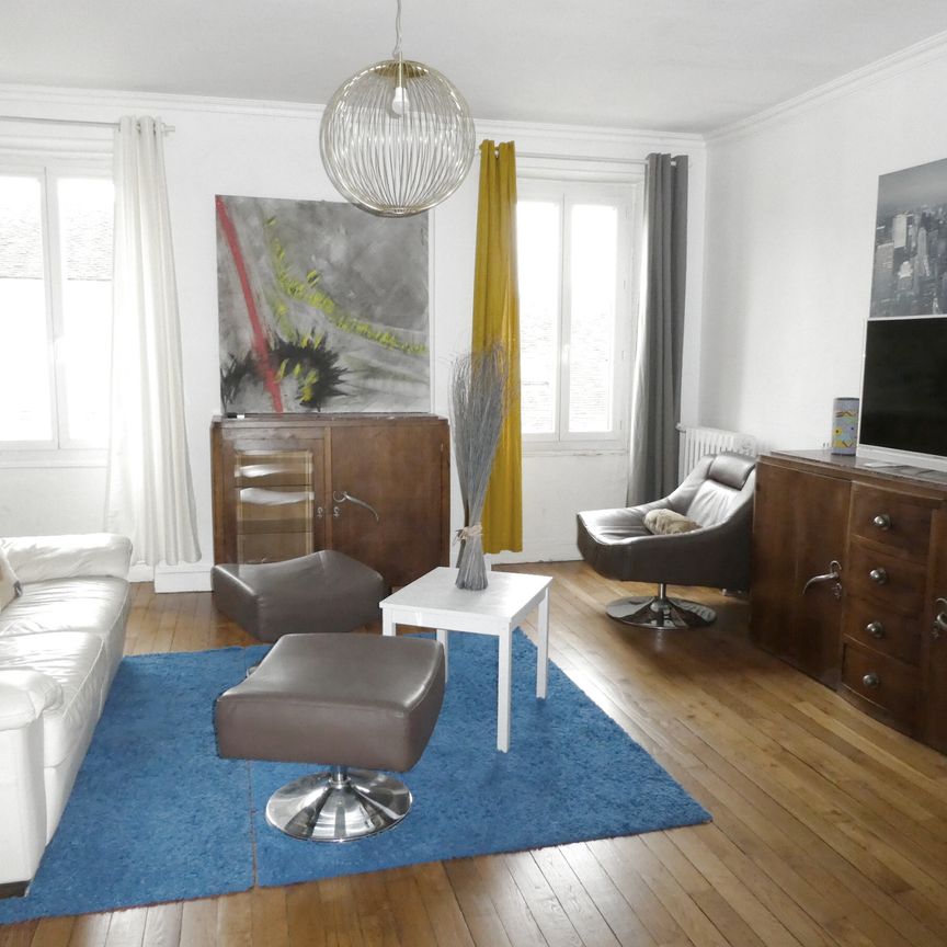 Location Appartement 4 pièces 97m² FONTAINEBLEAU 77300 - Photo 1