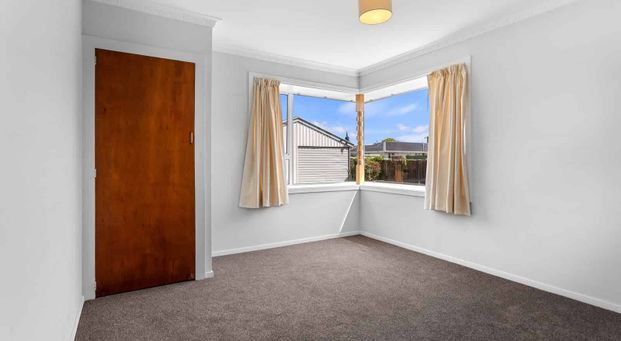 Sunny 3-Bedroom Family Home in Ilam - Photo 1