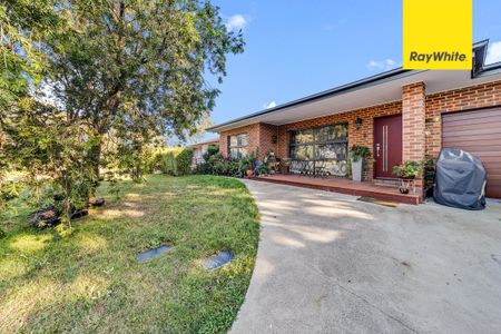 8A Goldie Place, Kambah ACT 2902 - House For Rent | Domain - Photo 4