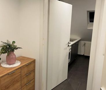 2-Zimmer Dachgeschoss Wohnung in Erfstadt-Gymnich - Foto 1