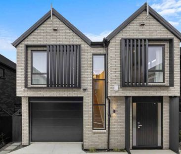 Stylish 3 Bed 2 Bath in Farm Cove - Photo 2