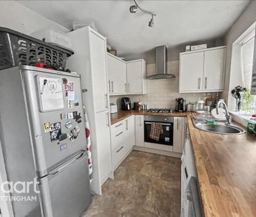 2 bedroom semi-detached house to rent - Photo 3