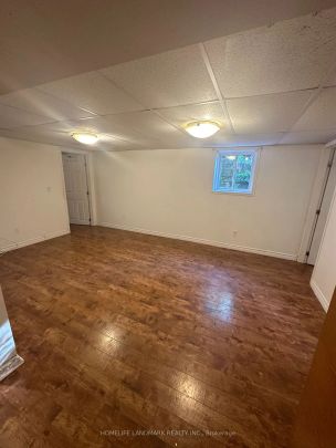 Detached Home For Lease | X8333008 - Photo 1