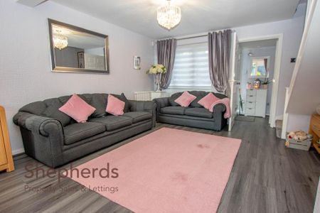 1 bedroom in a house share to rent - Photo 2