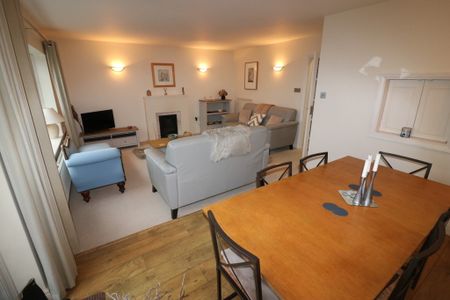 Mere Way, Swanland, East Yorkshire - Photo 5