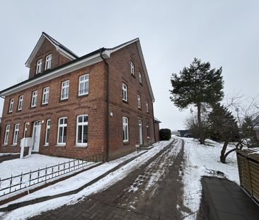 Erdgeschosswohnung mit Terrasse, Stellplatz und Keller - Foto 1