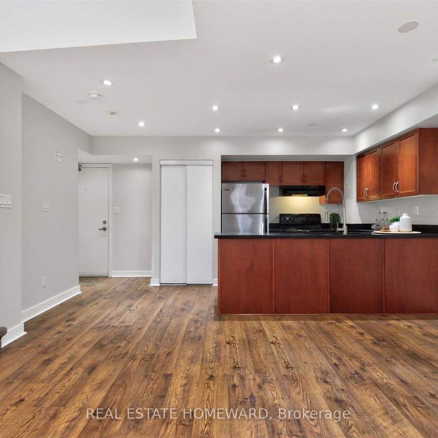 Earl Lofts , #115 - Photo 1