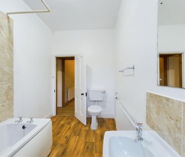 2 bedroom terraced house to rent - Photo 6