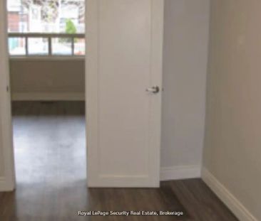 706 Gladstone Avenue #Main - Photo 3