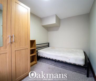 6 bedroom house to rent - Photo 2