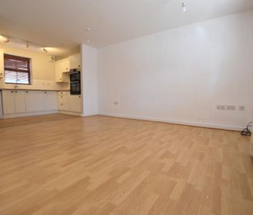 2 bedroom maisonette to rent - Photo 1