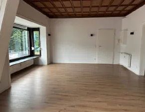Moderne 4,5 Zimmerwohnung in zentraler Wohnlage zwischen Engelskirchen und Gummersbach - Foto 1