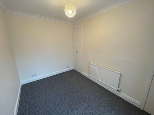 Bath Rd, Swansea, SA6 - Photo 1