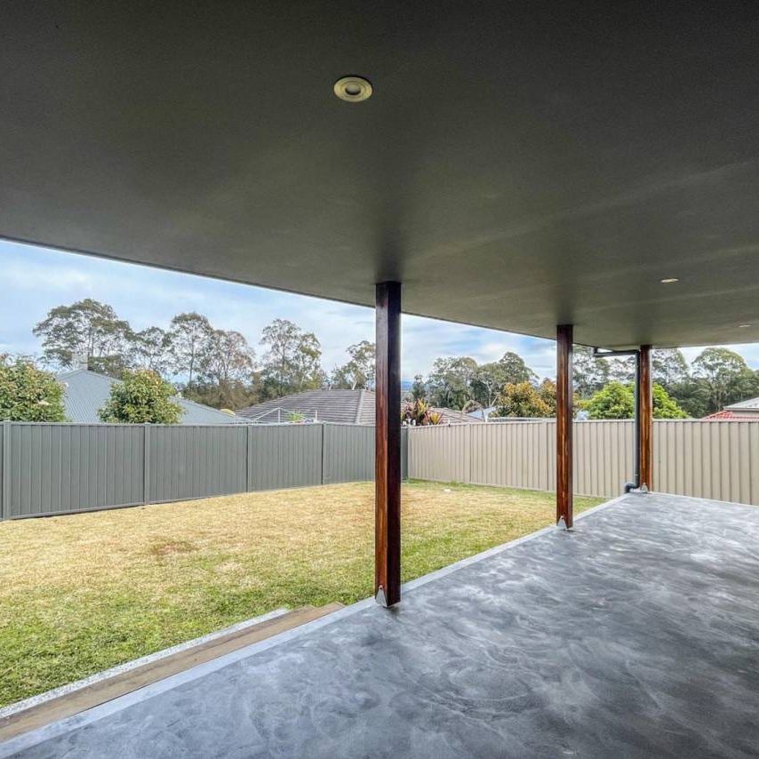 Modern Comfort & Convenience in a Single-Level Home - Photo 1