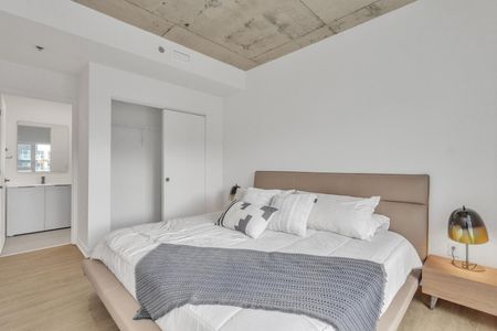 1819 Dollard Apartments - Photo 3