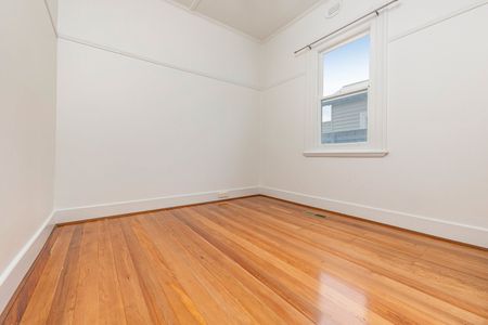 135 Elm Street, Northcote VIC 3070 - Photo 2