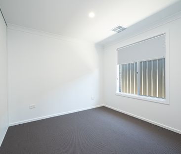 18 Oceanic Crescent, Waitpinga SA 5211 - House For Rent | Domain - Photo 3