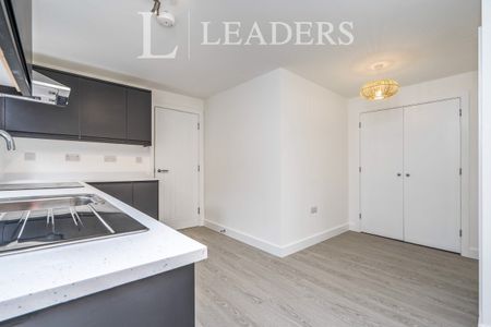 2 bedroom apartment to rent Leigh Road, Eastleigh, SO50 - Photo 3