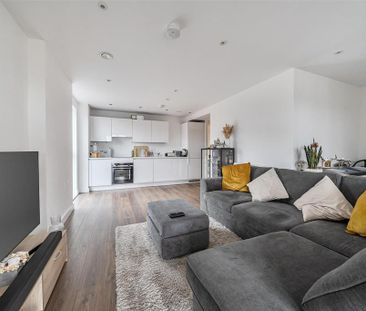 2 bedroom apartment to rent - Photo 2