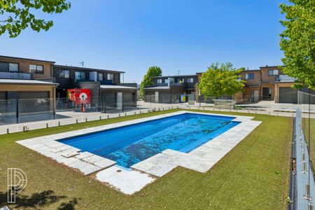 4/60 John Gorton Drive, Coombs ACT 2611 - House For Rent | Domain - Photo 3