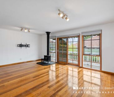 Family Home in Fantastic Location - Photo 3