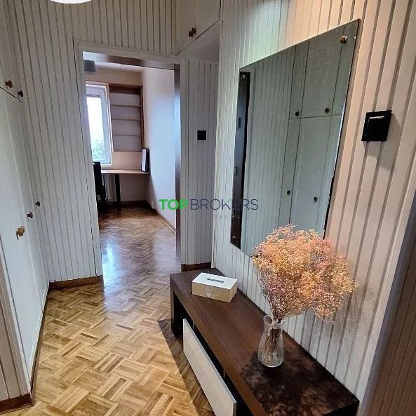 Warszawa, Ursynów, Ursynów Północny, Zamiany – zdjęcie 1