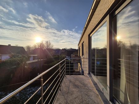 Rustig gelegen appartement met terras en staanplaats. - Photo 3