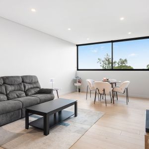 Gladesville - Photo 2