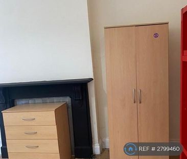 1 bedroom in a house share to rent - Photo 6