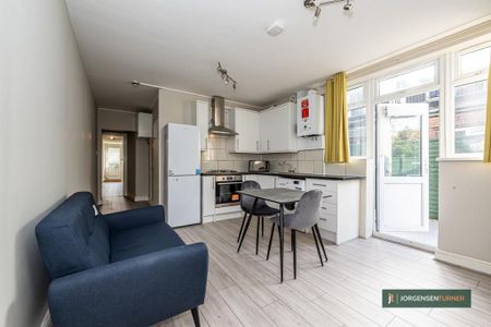 2 bedroom flat to rent - Photo 4