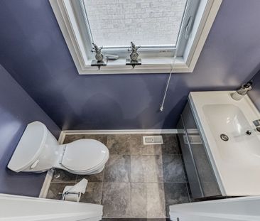 For Lease - 3158 Carding Mill Trail Unit# Upper, Oakville, Ontario - Photo 3