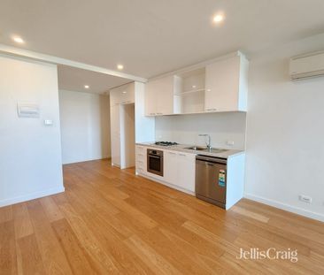 Two Bedroom Apartment - Photo 4