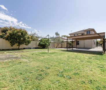 Versatile dual-living home - Photo 2