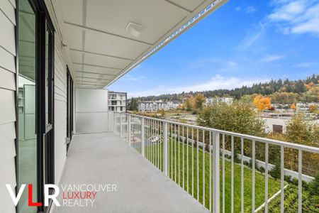 Condo in Port Moody, British Columbia - Photo 4
