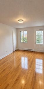Beau 5 1/2 lumineux - 2e étage - Rosemont - Photo 3