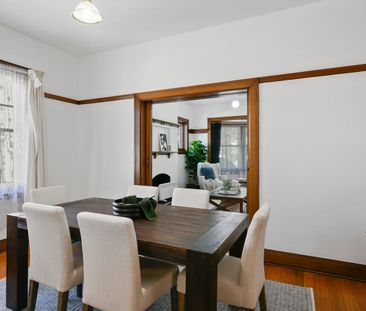 Character home in a perfect location - Photo 6