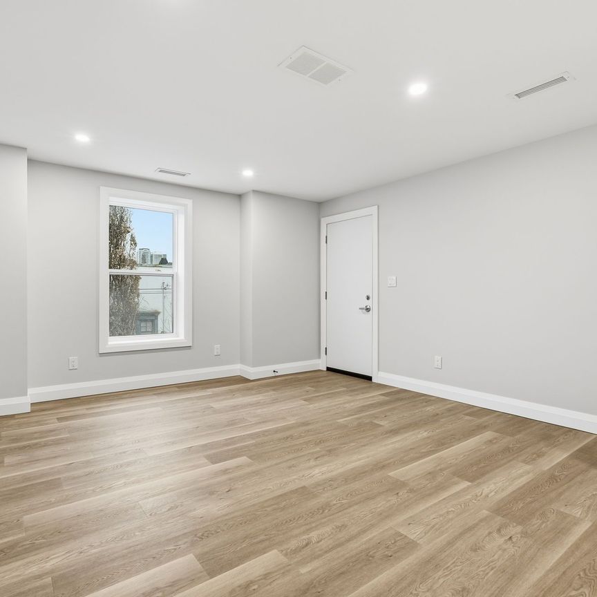 For Lease - 231 PARK Street Unit# 4, Hamilton, Ontario - Photo 1