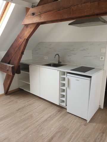 Location Appartement 2 pièces 32m² ROUSIES 59131 - Photo 2