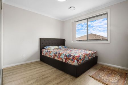 Convenient & Superbly Located! - Photo 2