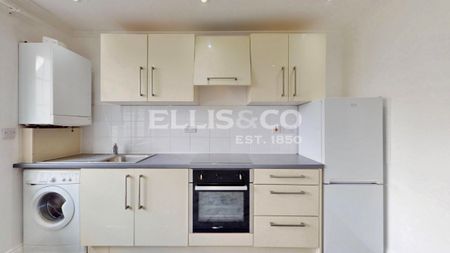 Thorn Close, UB5, Northolt - Photo 5
