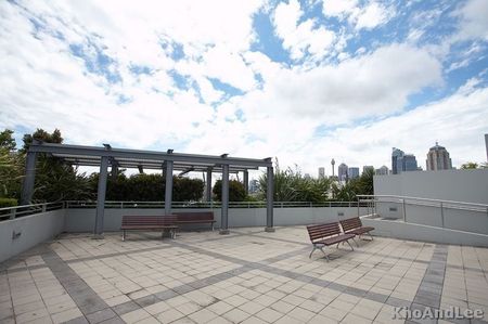 Modern One Bedroom at the Heart of Educational District - Photo 5