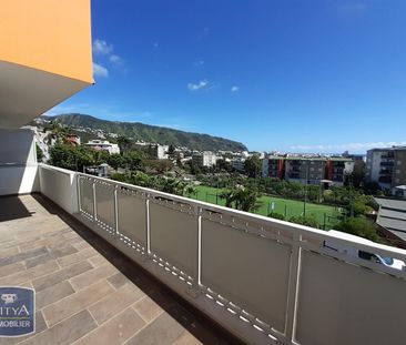 Location Appartement 3 pièces 73m² ST DENIS 97400 - Photo 3