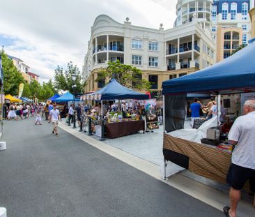STUNNING WATERFRONT TOWNHOUSE IN EMERALD LAKES - Photo 1
