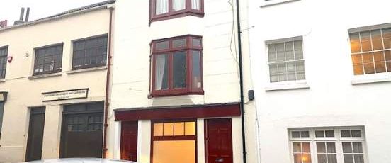 2 bedroom property to rent in Brighton - Photo 1