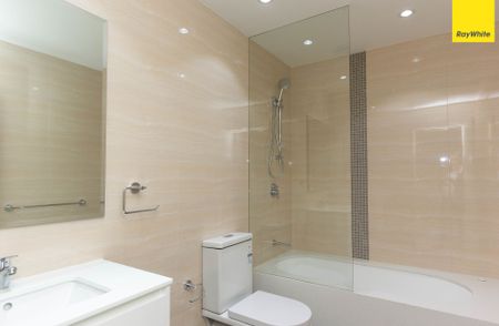 Near New Two Bedroom Apartment in Ideal Location - Photo 3