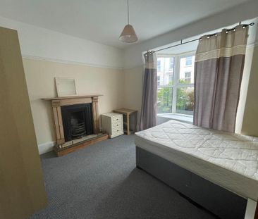 4 bedroom house to rent - Photo 2