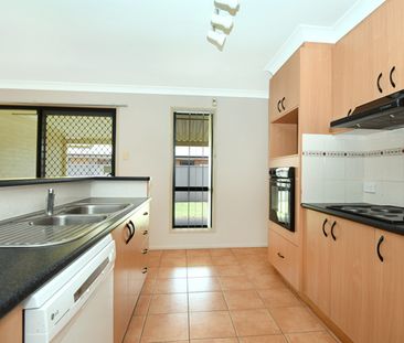 6 Pillar Street, Middle Ridge QLD 4350 - House For Rent | Domain - Photo 5